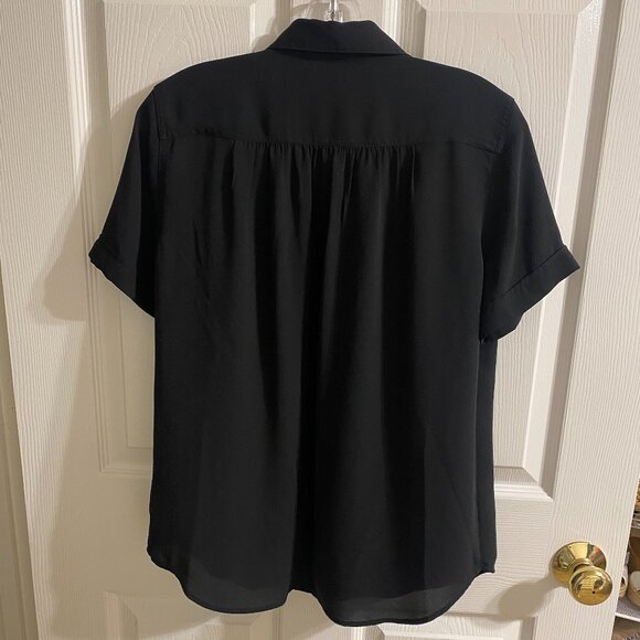 Short Sleeve Blouse - Picture 3 of 4